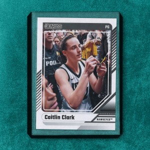 Caitlin Clark #7