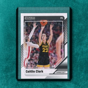 Caitlin Clark #9