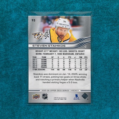 Steven Stamkos Hliday #95